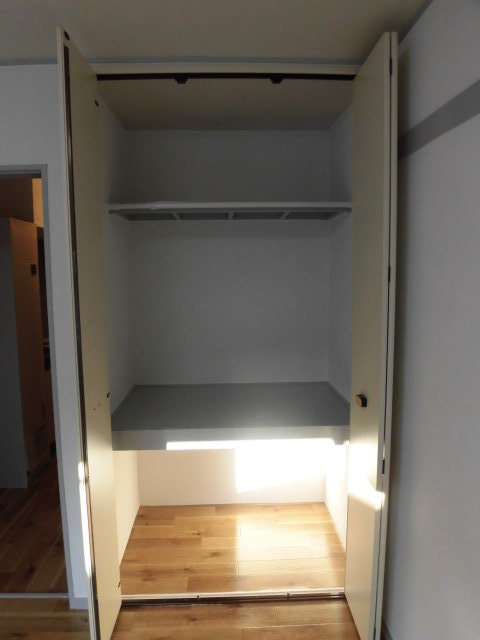 ＡＬＥＧＲＩＡ0105号室 クローゼット