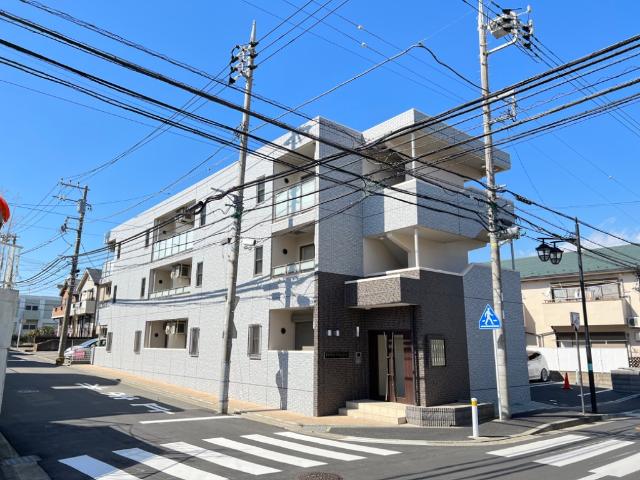 フィールドパレスの外観画像