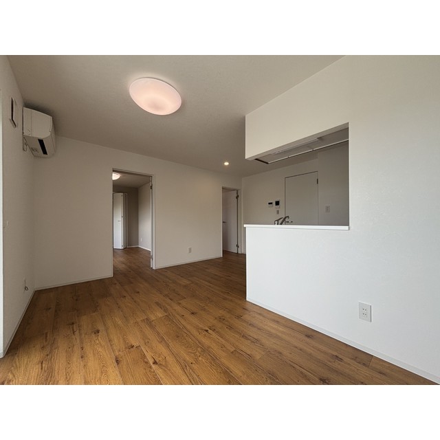 藤沢市石川5丁目アパート202号室 リビング