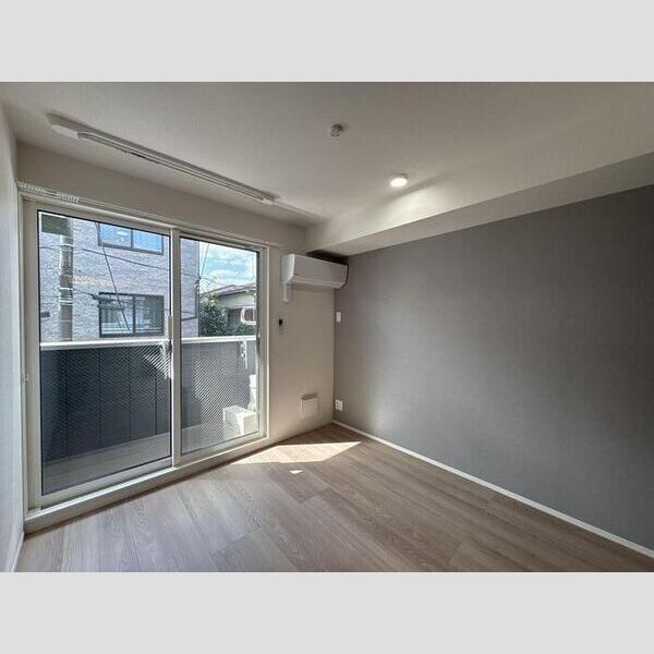 セレスティア南花畑Ⅲ205号室 洋室