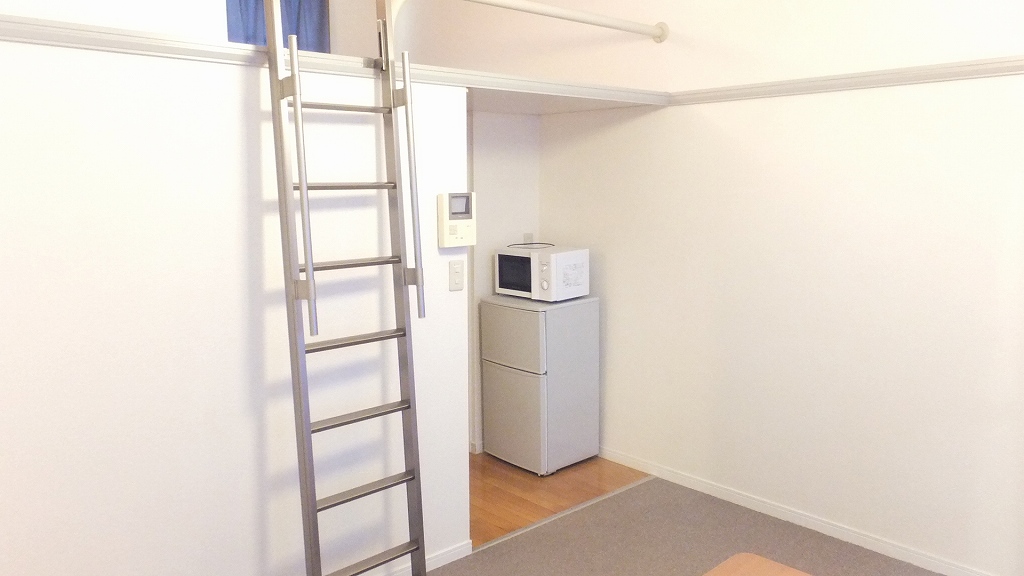 レオパレスグランシャリオ103号室 リビング