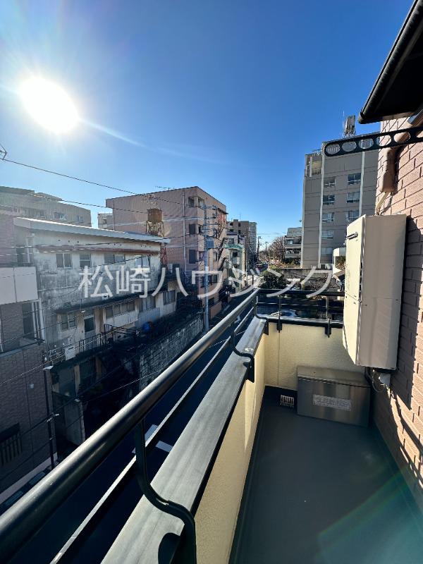 ファームシャトーⅡ3階 バルコニー