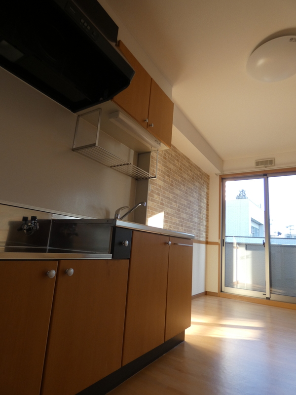 コンフォート宮本 キッチン