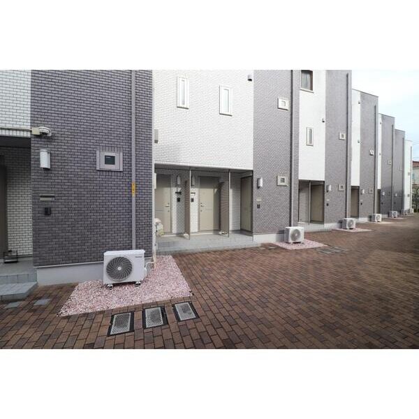 コリーヌ梶ヶ谷301号室 外観