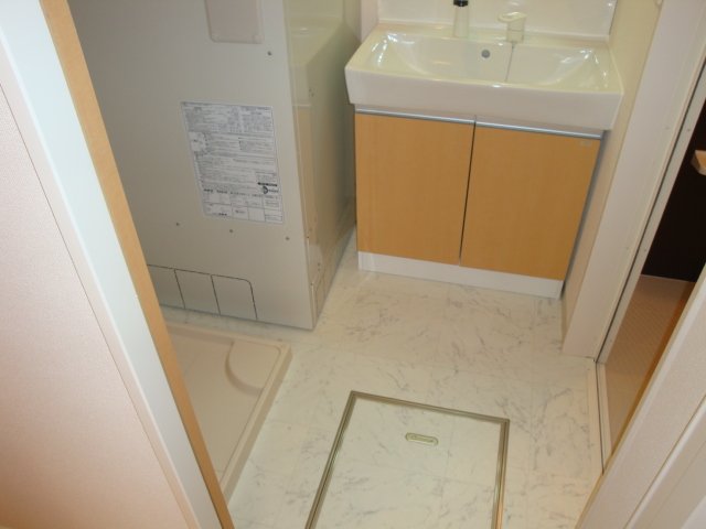 プランドール101号室 脱衣所