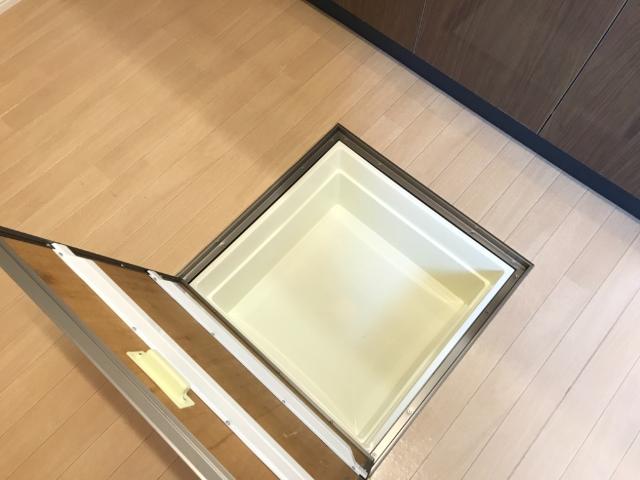 ブラン 床下収納