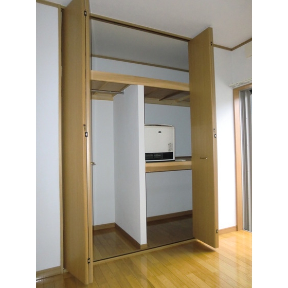 アヴェニール湘南Ⅰ102号室 内観