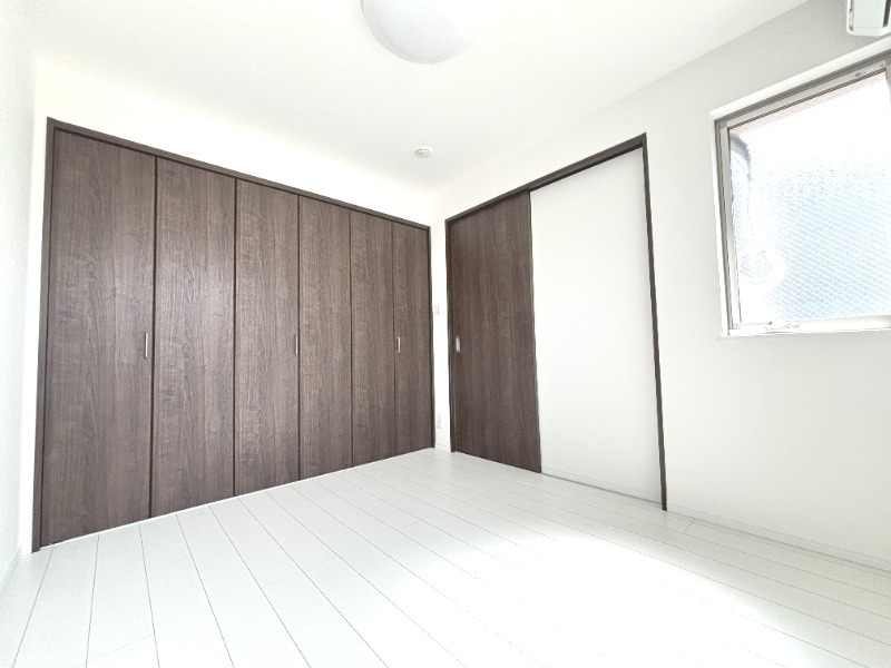 アリシア相模大野1階 4.6帖の洋室