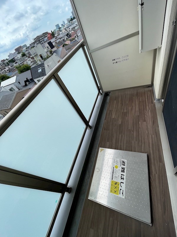 レジディア千駄木5階 バルコニー