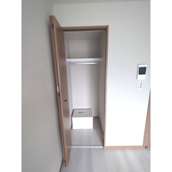 Ambition古千谷本町303号室 収納