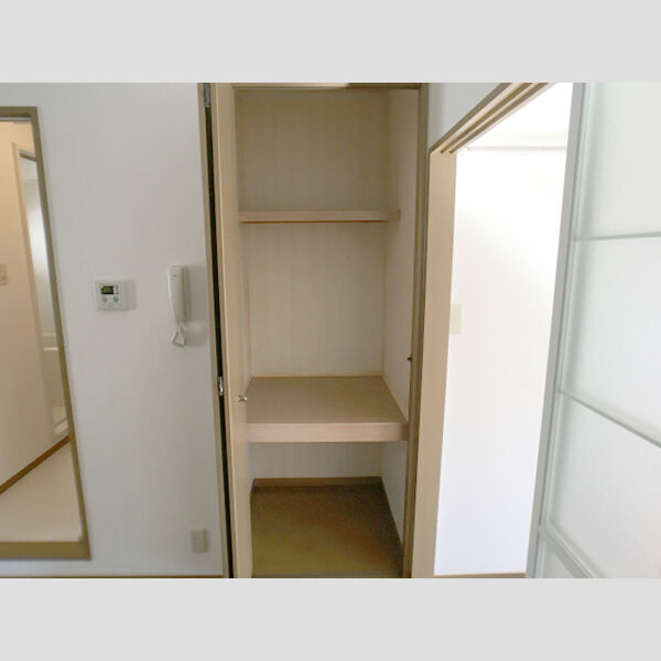 グレースコート 物入