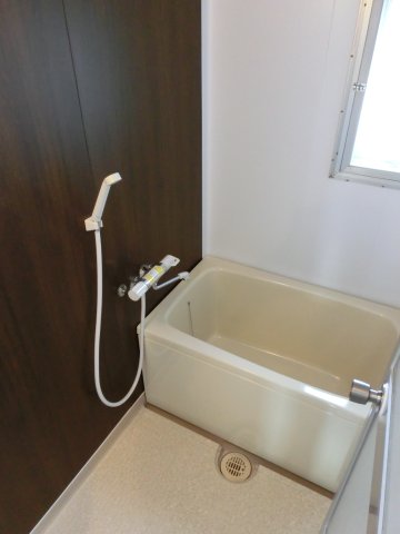 エスポワール名瀬0306号室 ※別号室の参考写真です(現況優先・仕様違いの場合あり)