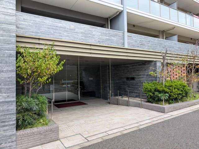 ザ・パークハウス上麻生 エントランス　2025年10月撮影