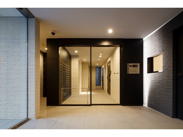 NTPRレジデンス芝浦三丁目4階 エントランス