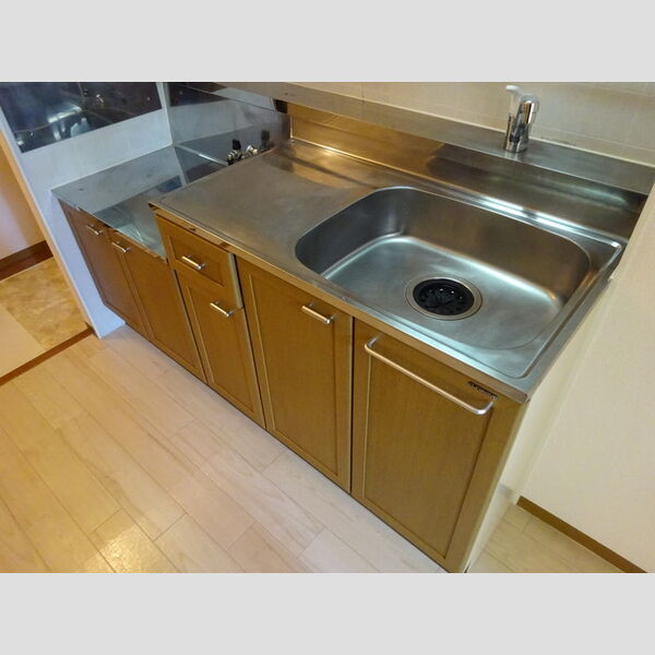 サンクテュエール キッチン