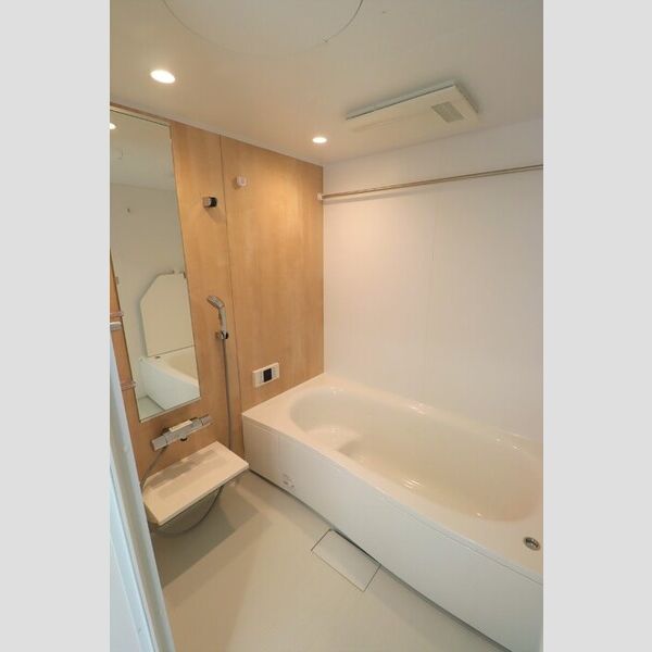 ペニーレーン石神井台　A棟201号室 バスルーム