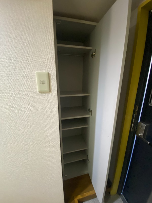 ヴィヴレワコー1階 玄関収納