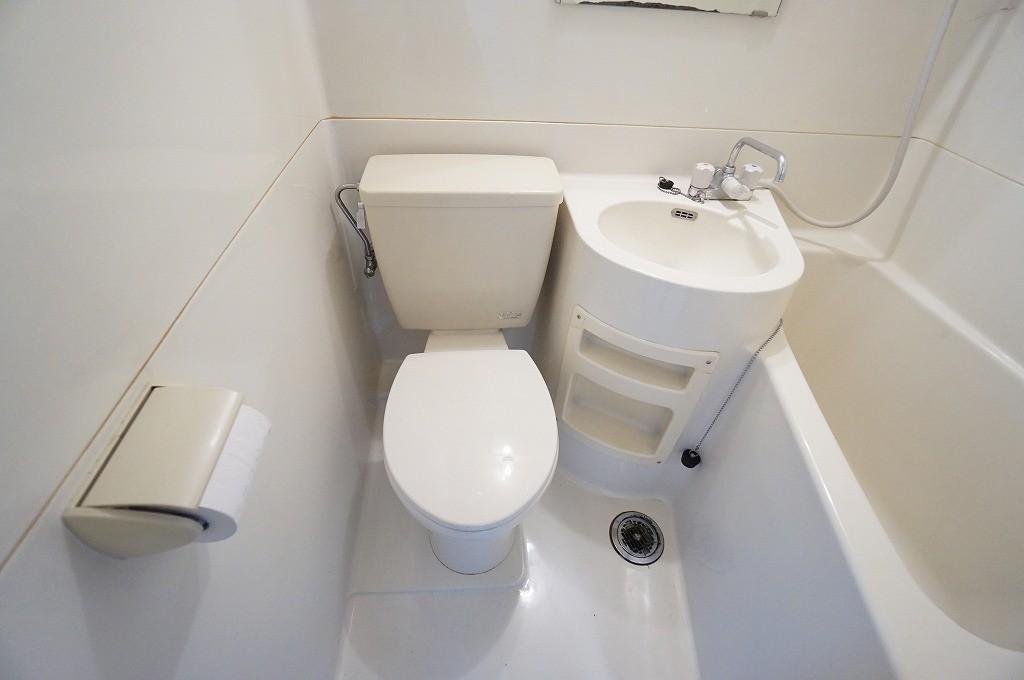 マリンロードダイヤモンドパレス1003号室 トイレ