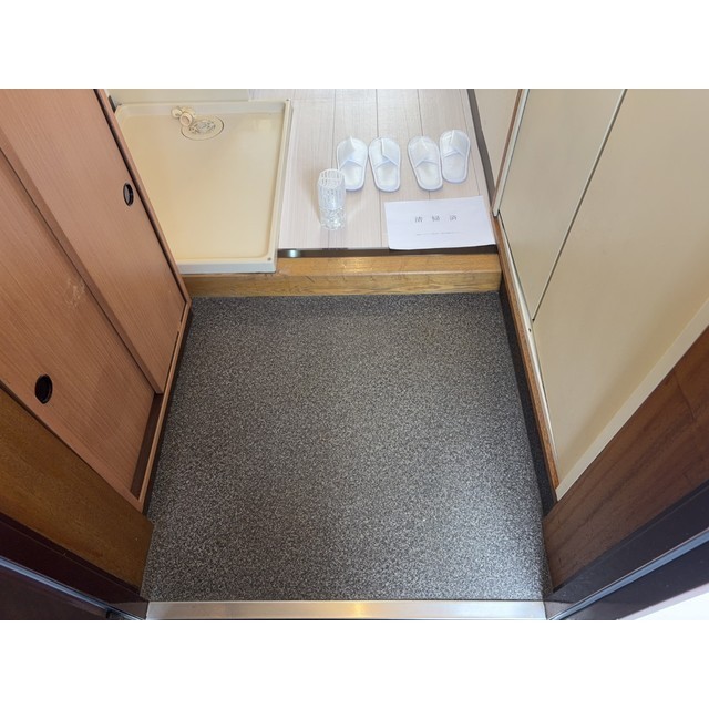 リュミエ本厚木305号室 玄関