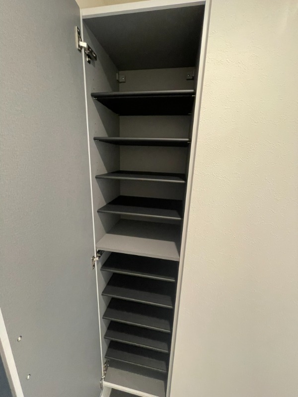 IL MEZZO DI TOKYO4階 シューズボックス