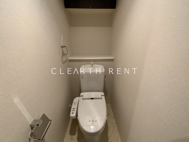 グラーサ西麻布2階 清潔感あるシャワー付きトイレ