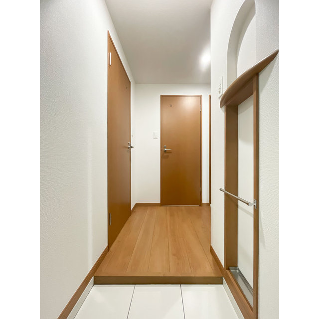 アーバハイツ六町環七北通り0504号室 玄関