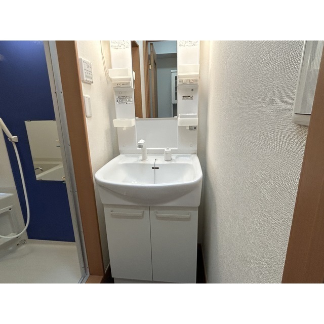 アーバングレース参番館204号室 内観