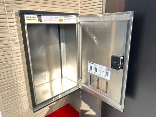 エスペランサ201号室 宅配BOX