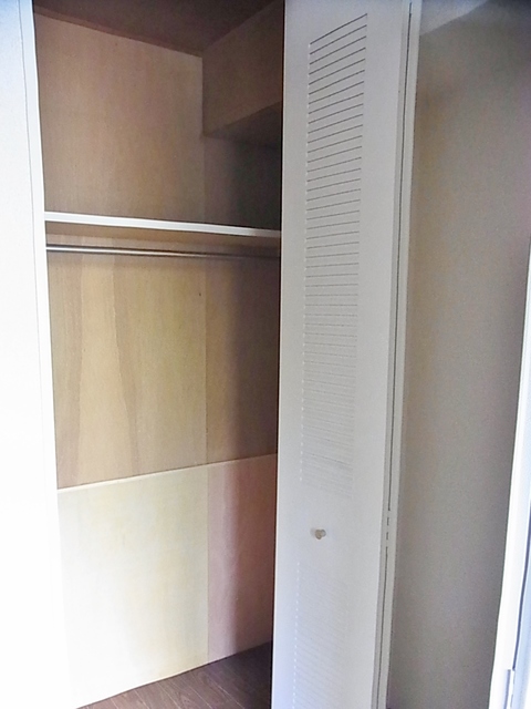 ＣＥＲＥＺＡ　ＳＡＫＡＭＯＴＯ0104号室 洋室２　クローゼット　※現況優先