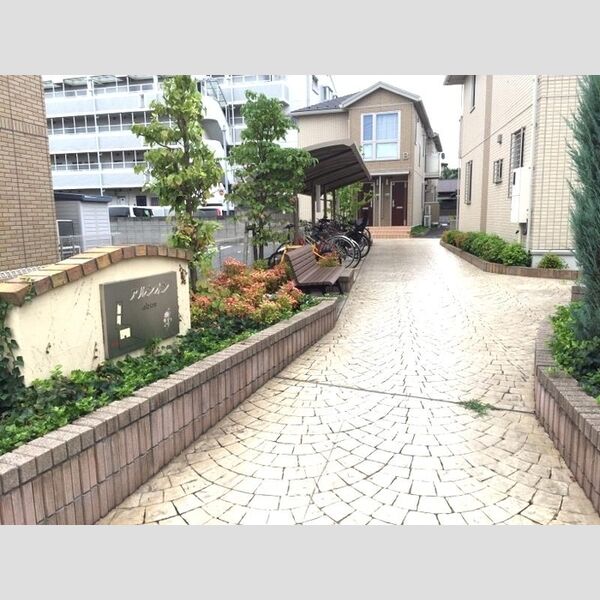 アルシオン　A203号室 エントランス