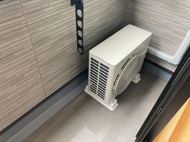 El Camino（ｴﾙ ｶﾐｰﾉ）2階 バルコニー