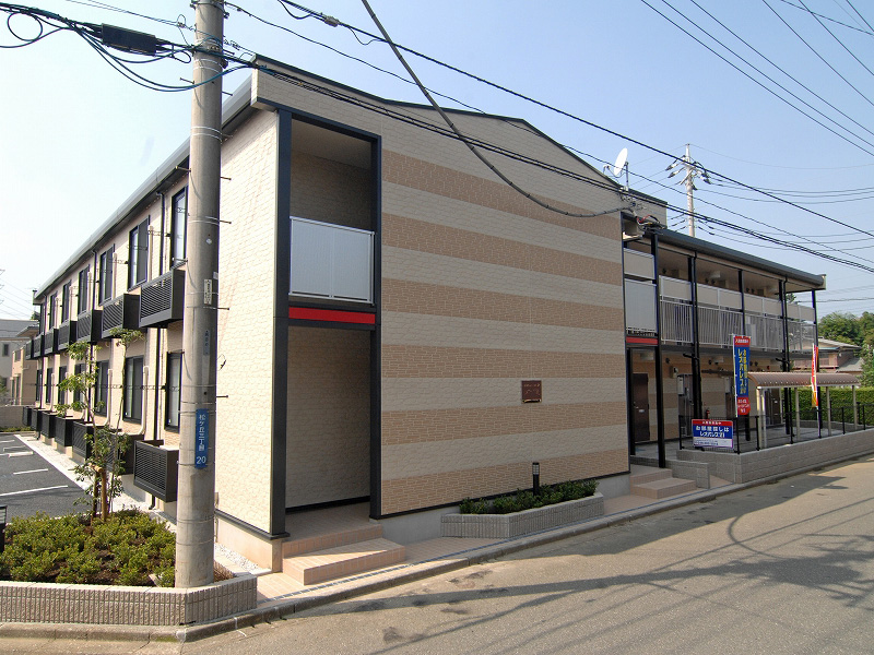 レオパレスシャルムの外観画像