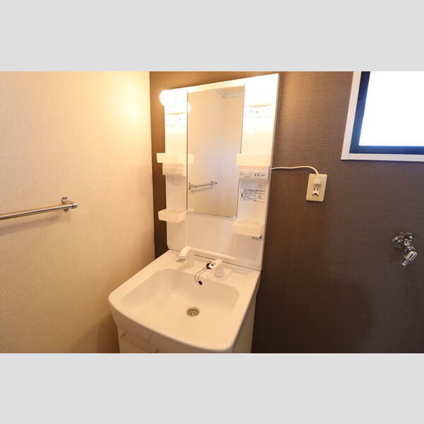 メゾンフェール 洗髪洗面化粧台