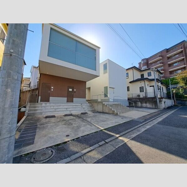 カーサアッカB号室 建物外観