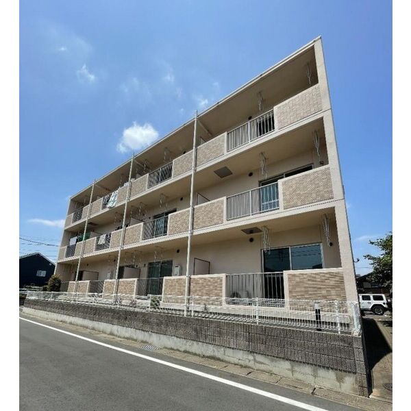 マンションプラティーノ201号室 外観