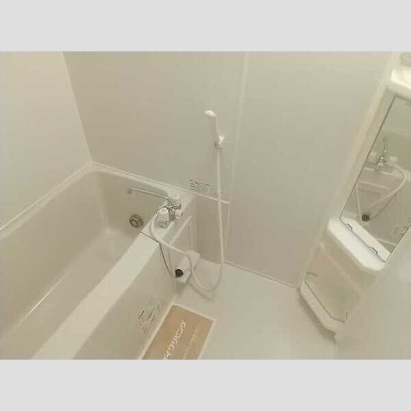 メゾン・ド・レトワール202号室 お風呂