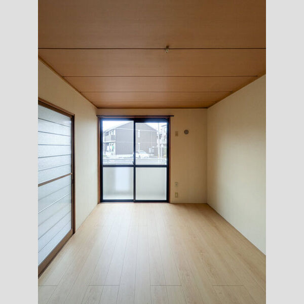 ベルベデーレ102号室 洋室