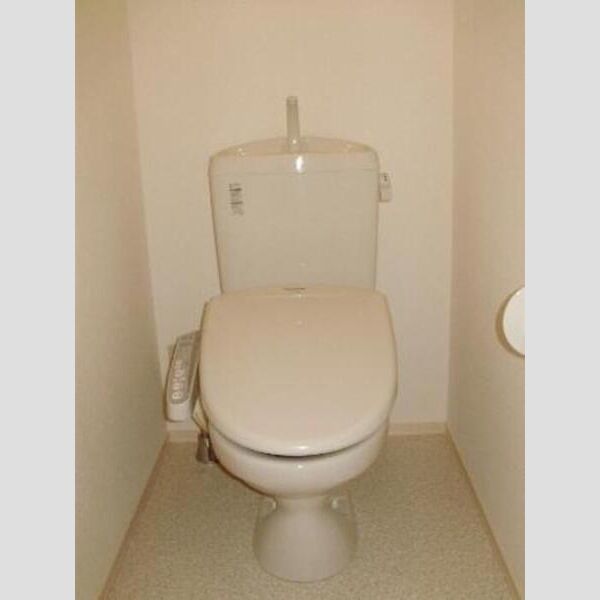 愛宕ビューハイツ207号室 温水洗浄暖房便座