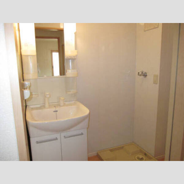 ソレアード　Ⅱ 洗面室201