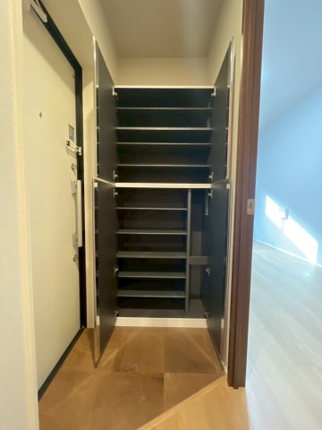 FAIR東向島202号室 収納