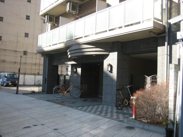 パークウェル神田ＥＡＳＴ エントランス