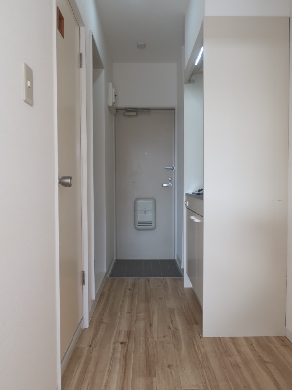 バードヒルズ2階 内観