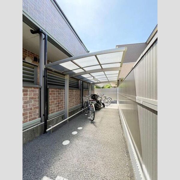 サンモール・K 駐輪場