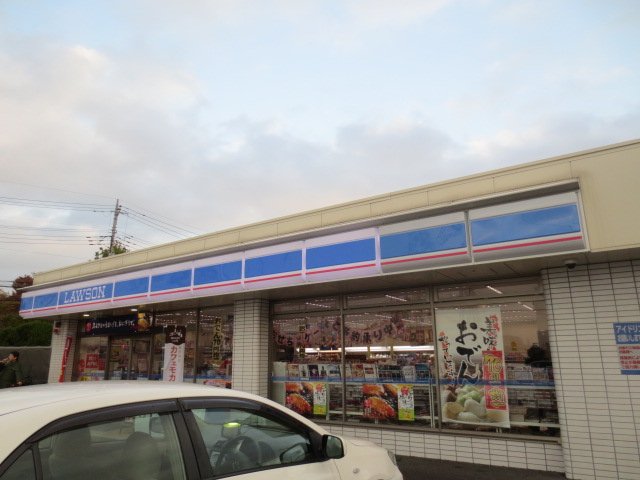 Ｌ’Ａmour（ラムール） ローソン鳩ケ谷南1丁目店まで486ｍ