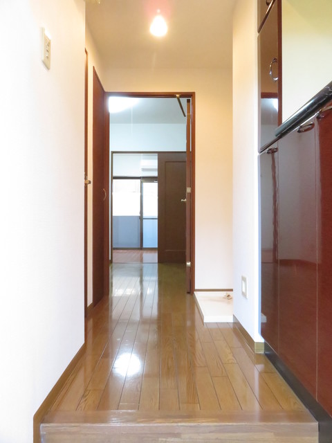 グランド・ガーラ南大井2階 玄関