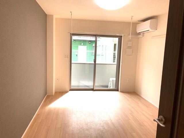 エクセレント越谷 洋室