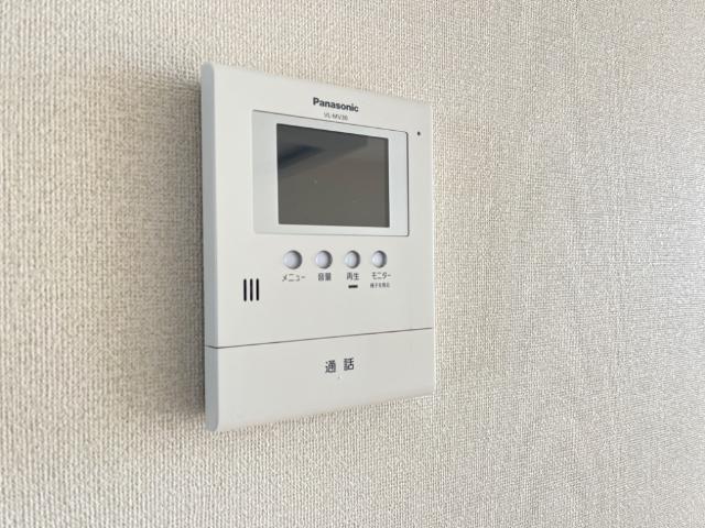 ヴィレッジコート305号室 カメラ付インターホン