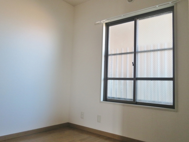 グランプラス0401号室 洋室２　※別号室の参考写真です(現況優先・仕様違いの場合あり)