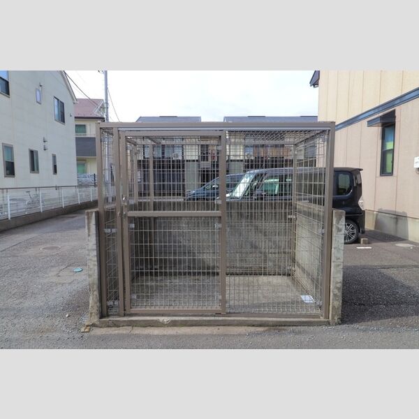 サウスメゾン　A ゴミストッカー