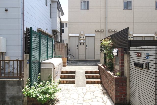 セレ板橋本町2階 エントランス